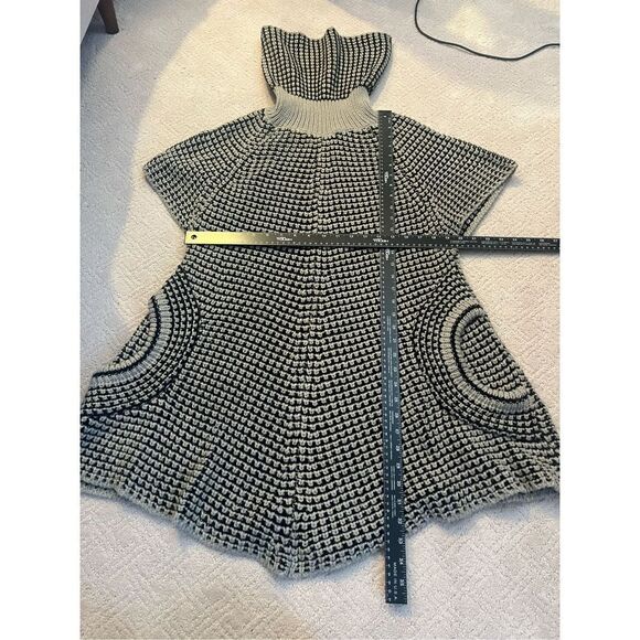 Knit Tunic Dress - Picture 3 of 6